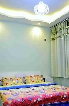 Yiguangnian Fashion Hotel Фэнхуан Экстерьер фото